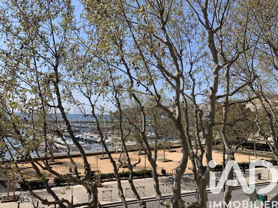 Photo 8 - Appartement à MARSEILLE-16E