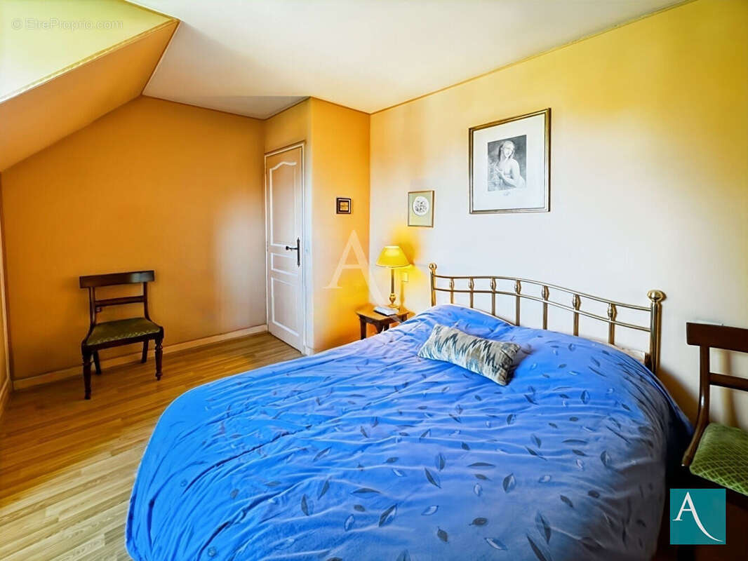 Maison à EGLY