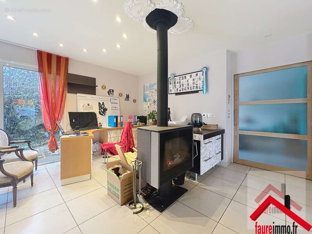 Maison à PERPEZAC-LE-NOIR
