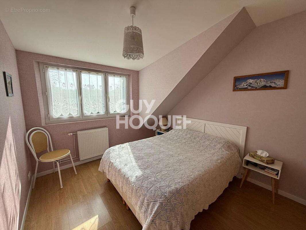 Maison à LACROIX-SAINT-OUEN