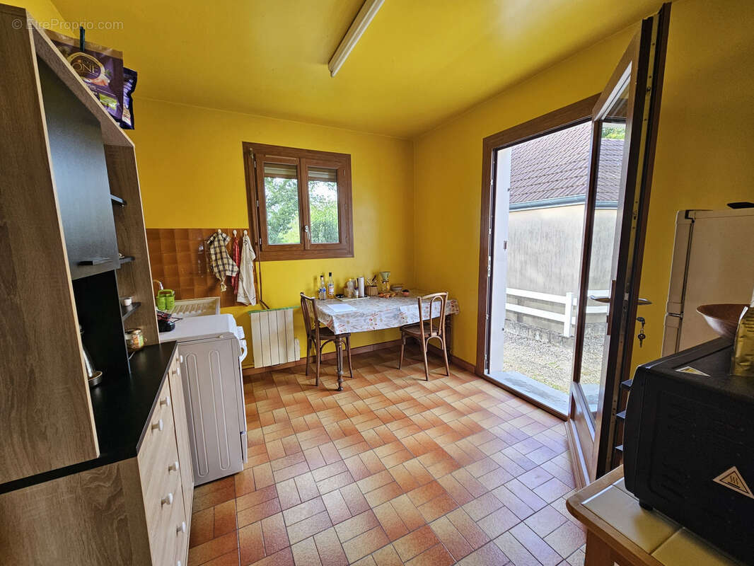 Maison à SAINT-MARTIN-EN-BRESSE