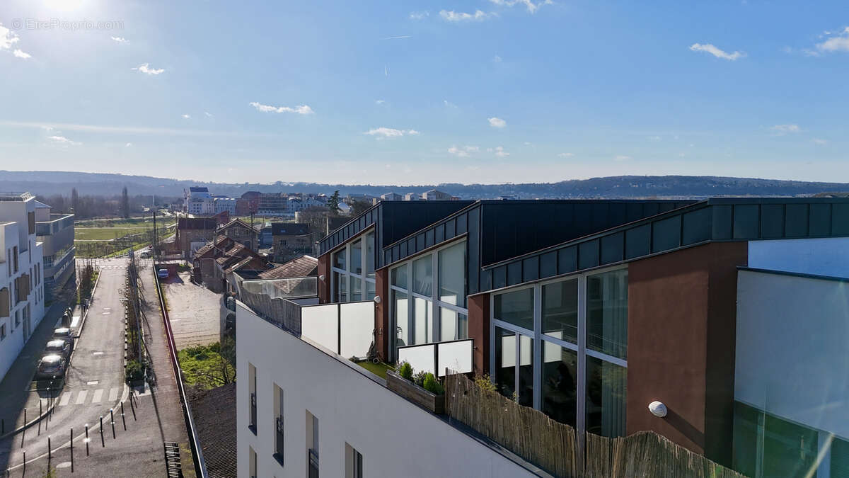 Appartement à CARRIERES-SOUS-POISSY
