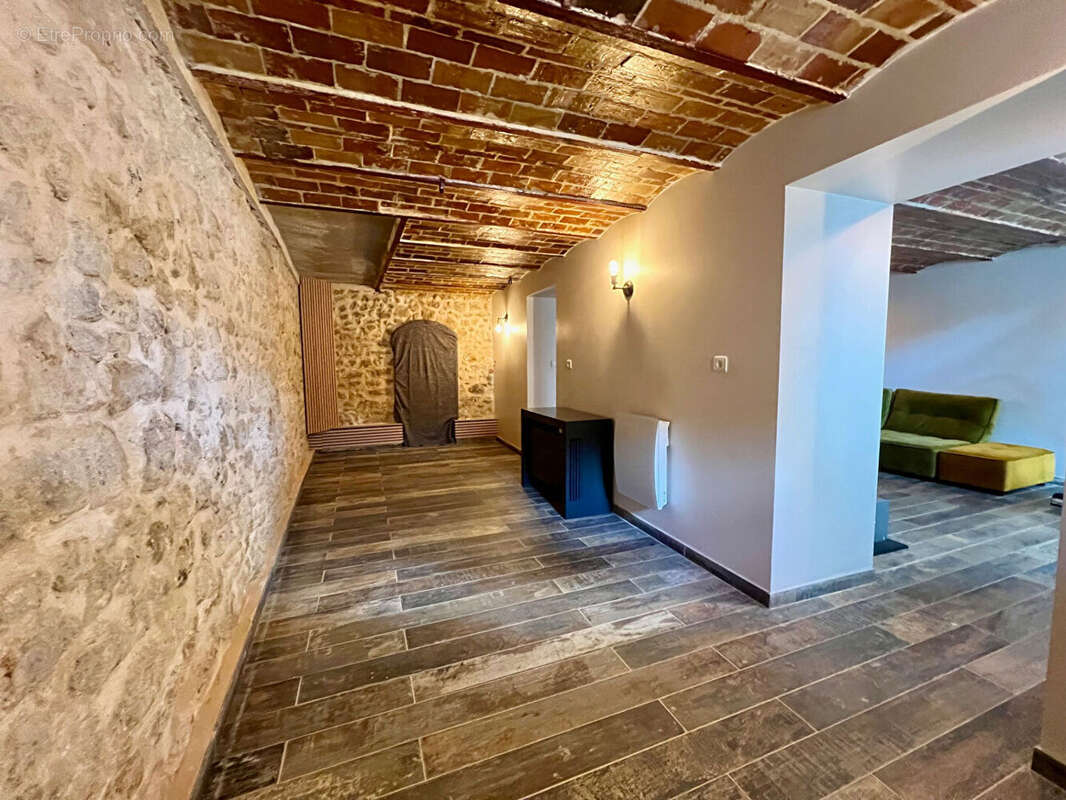 Appartement 4 pièces en rez-de-chaussée à vendre à Brie Comte Robert - photo 12