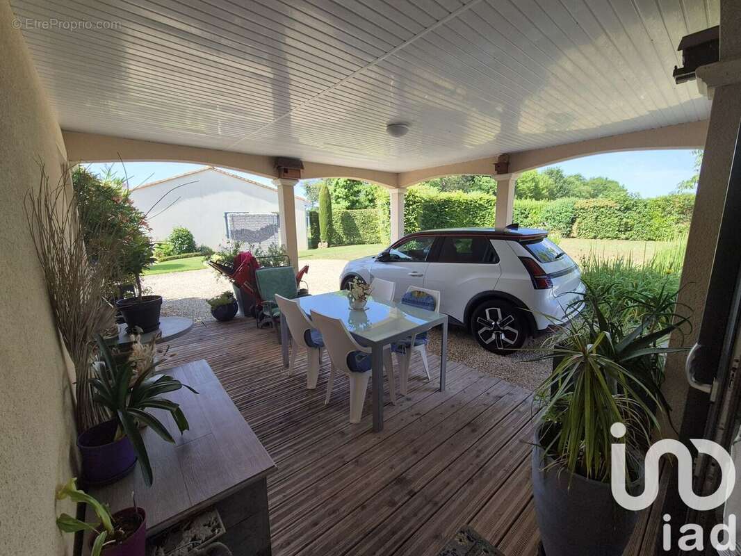 Photo 8 - Maison à SAINT-YRIEIX-SUR-CHARENTE