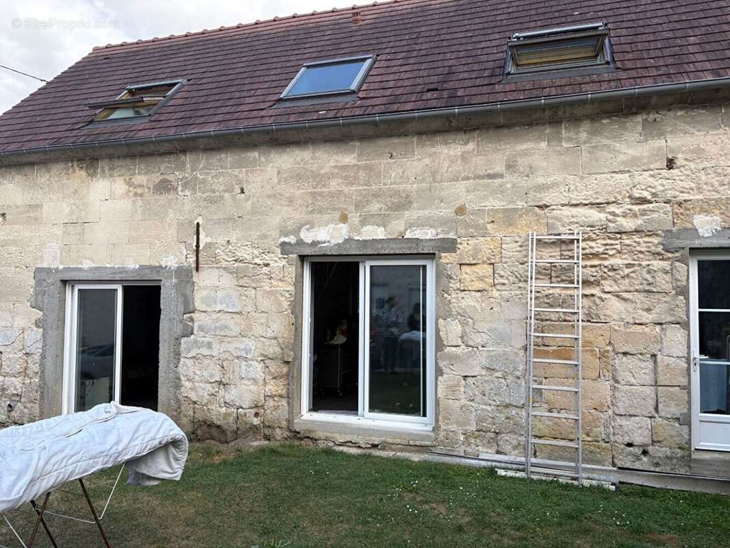 59240047a.jpg - Maison à GRISY-LES-PLATRES