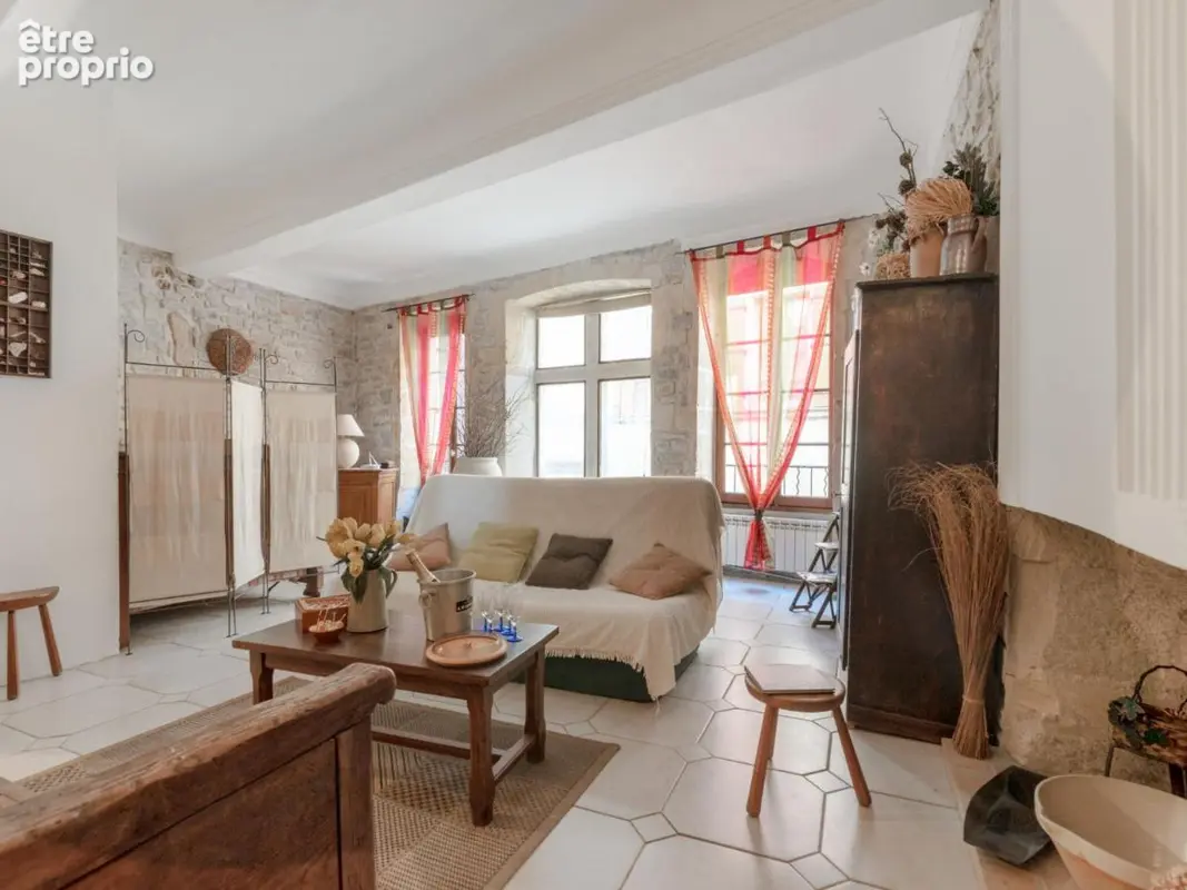 Appartement atypique en pierres à vendre à Calvisson - photo 3