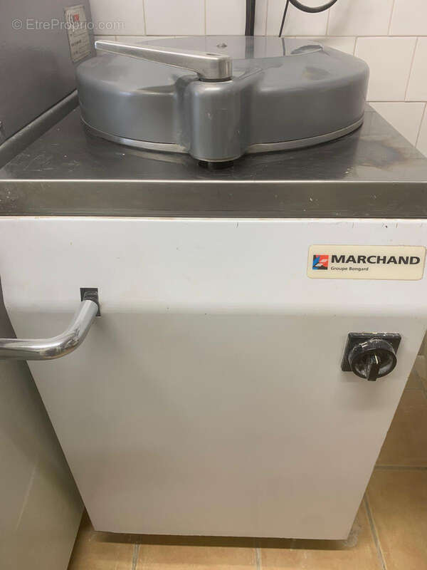 Commerce à ROSIERES