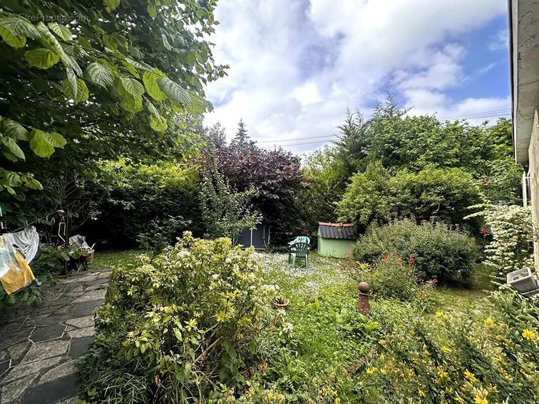 Maison à MONTMORENCY