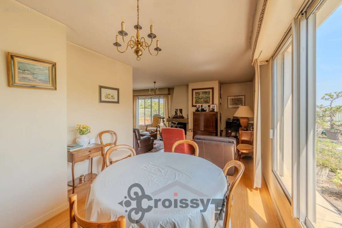 Appartement à BOUGIVAL