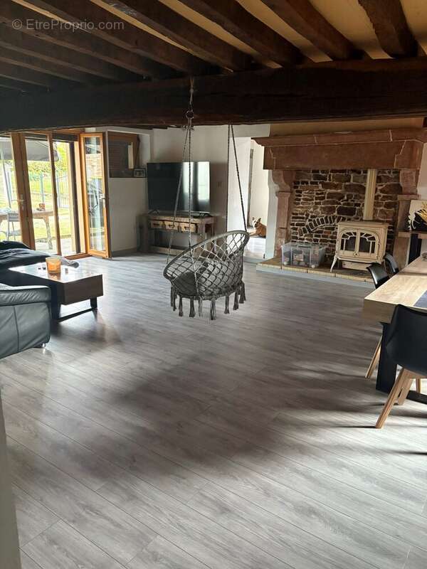 Maison à CUISERY