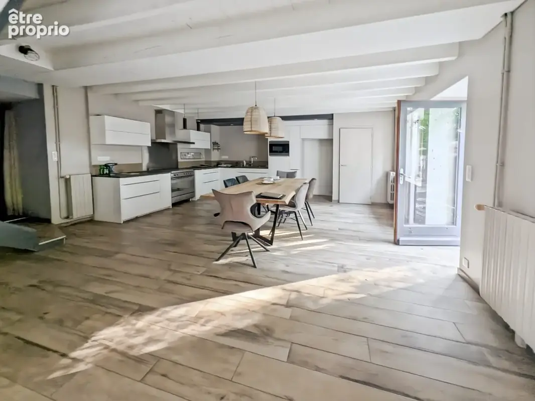 Maison 7 pièces 159 m² à vendre à Jassans-Riottier (01480) - photo 3
