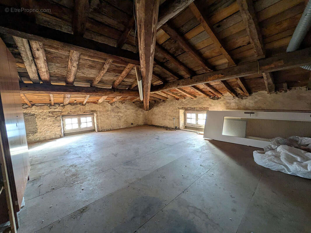 Appartement à COURNON-D'AUVERGNE