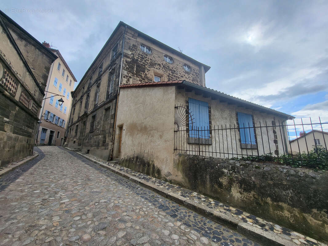 Appartement à LE PUY-EN-VELAY