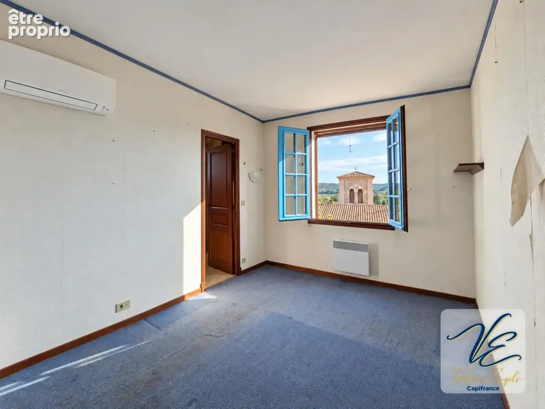 ARGENS-MINERVOIS – Maison de caractère avec 4 chambres, terrasses, jardin arboré et garage - photo 10