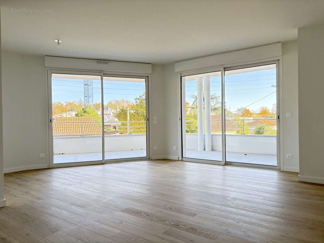 Appartement à PESSAC