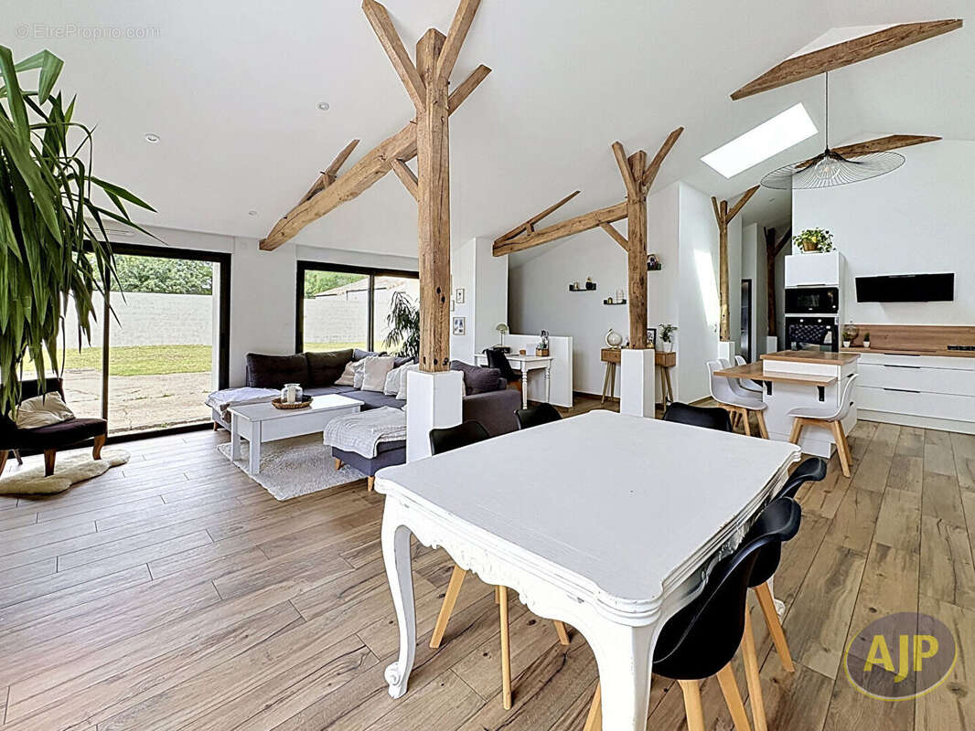 Maison à CHALLANS