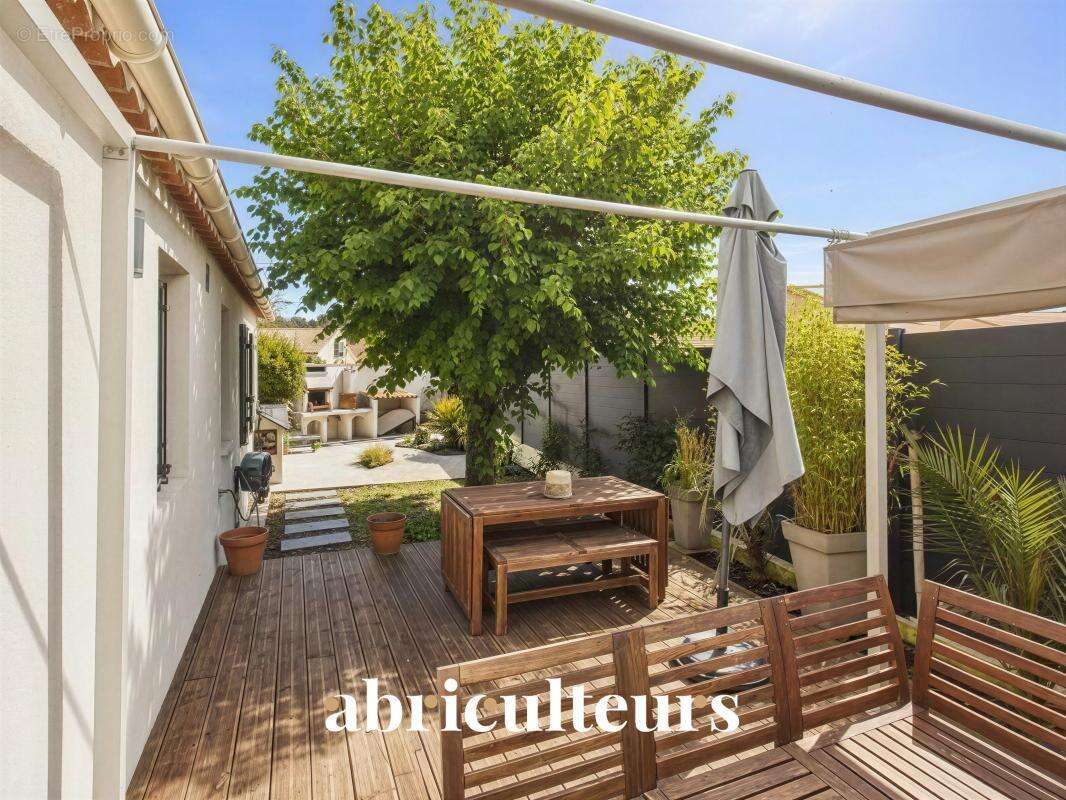 Villa T4 Plain au pied de  Luynes centre, Proche  Commerces en vente à Aix-en-Provence (13080) - photo 15