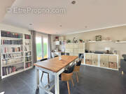 Maison à CRECY-LA-CHAPELLE