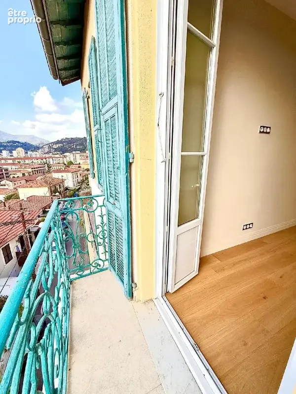 2 pieces dernier etage quartier mont boron - photo 9