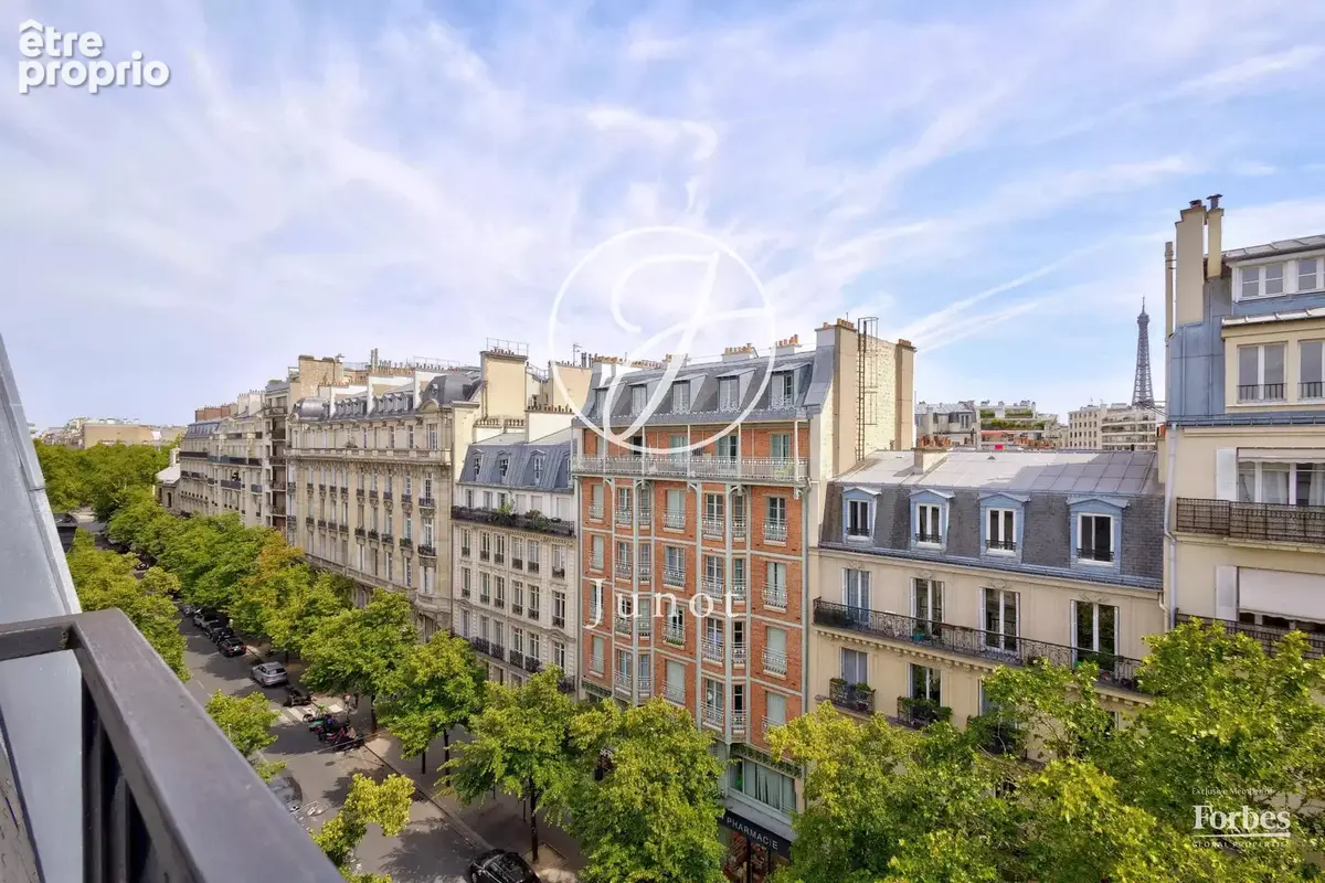 Paris 16e - VICTOR-HUGO - Appartement - 4 pièces - 124,10m² Carrez - 3 chambres - Dernier étage - Exposé sud-est - Vue tour Eiff - photo 2