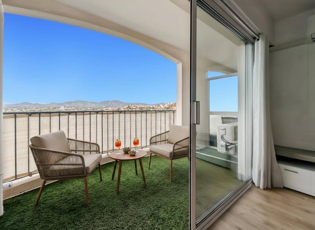 Appartement à SAINT-RAPHAEL