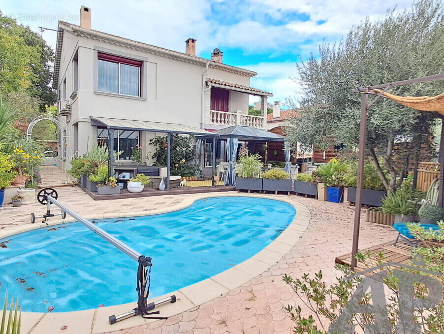 Maison à DRAGUIGNAN