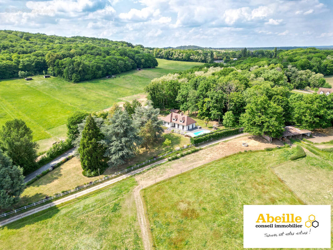 Maison à BREUX-JOUY