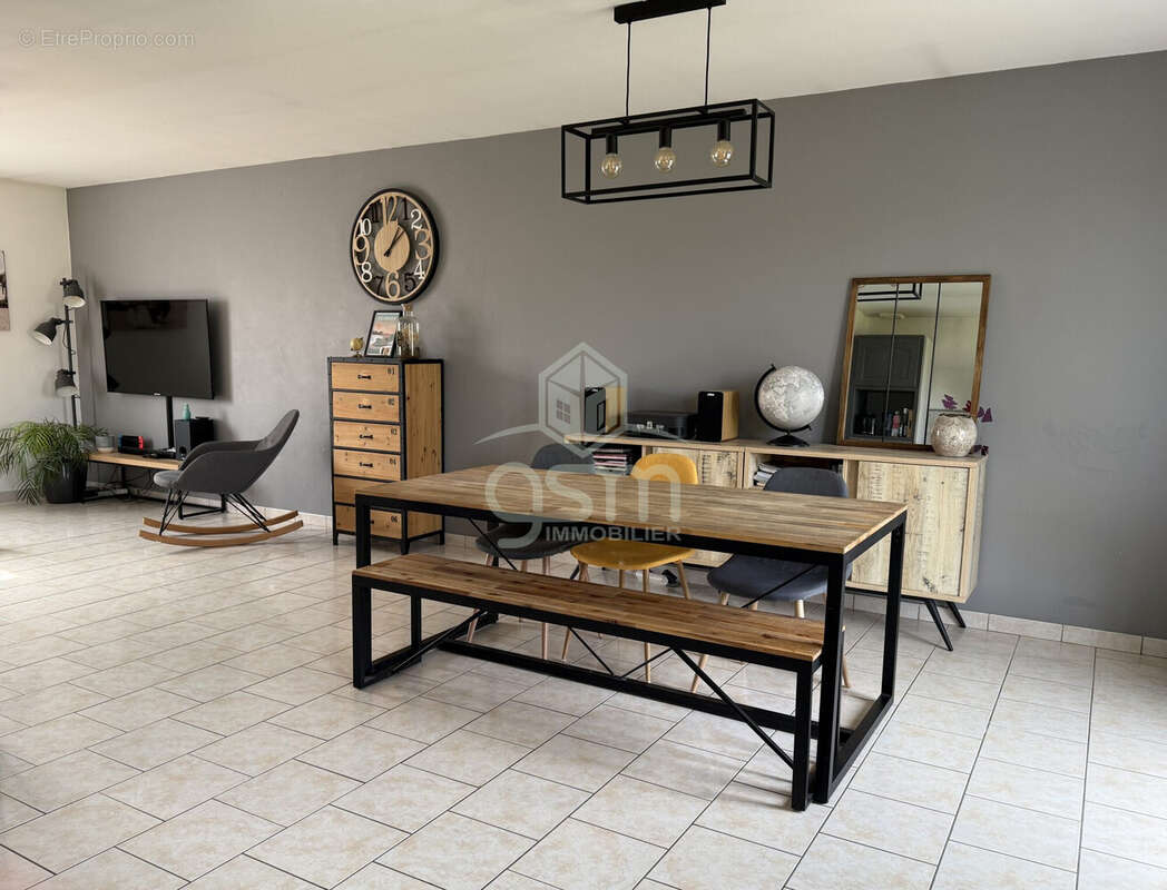 Maison à SAINT-BRANCHS