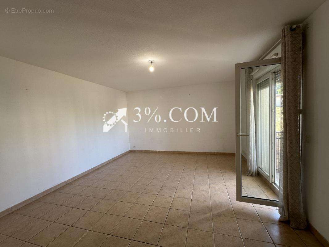 Appartement à SAINT-PRIVAT-DES-VIEUX