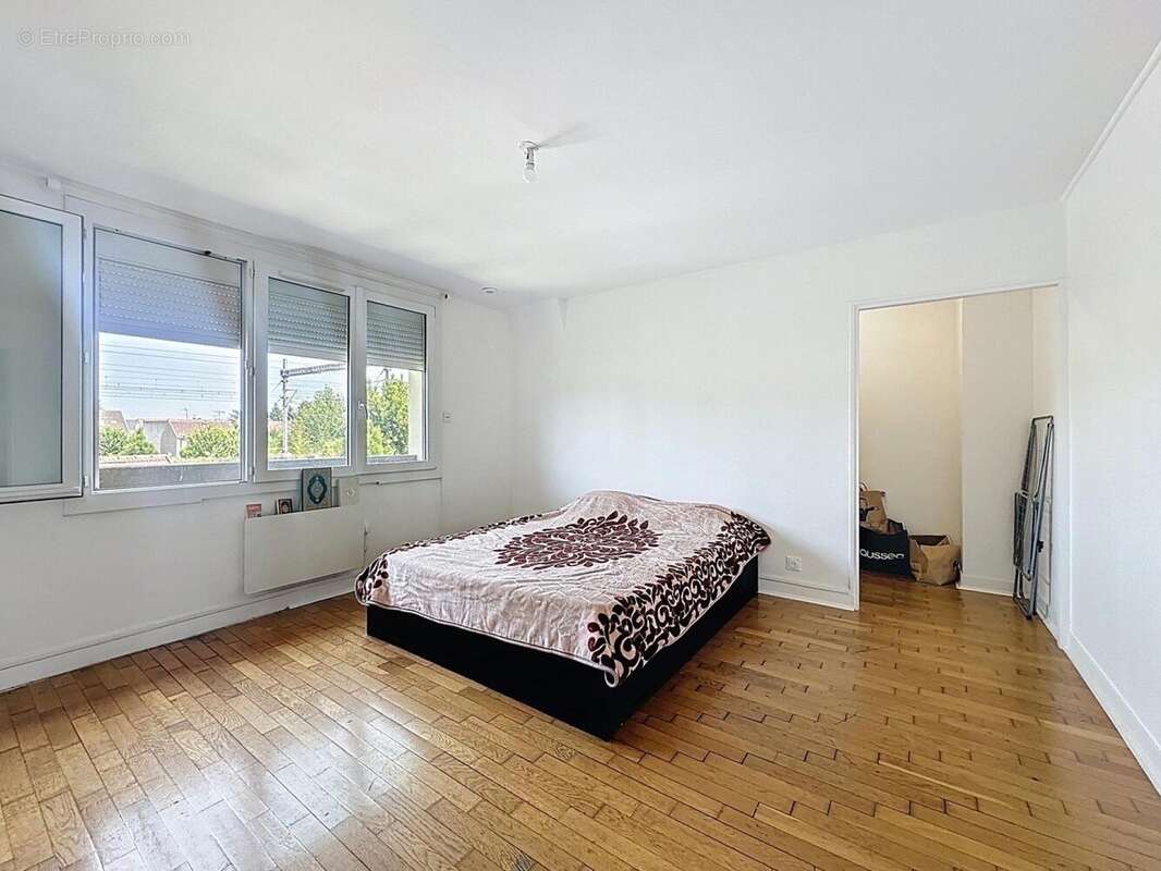 Photo 7 - Appartement à VILLENEUVE-LE-ROI