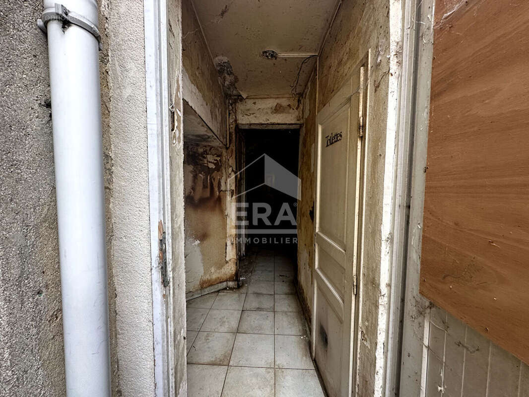 Maison à VARENNES-SUR-SEINE