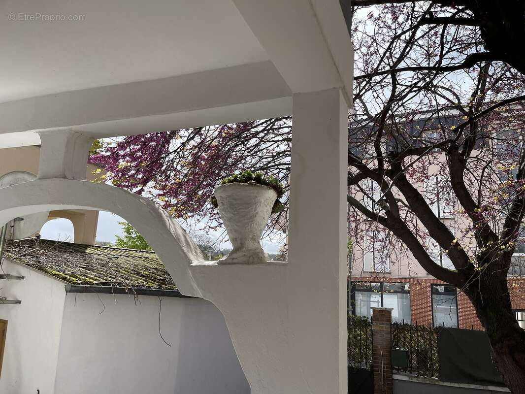 Autre à NANTERRE