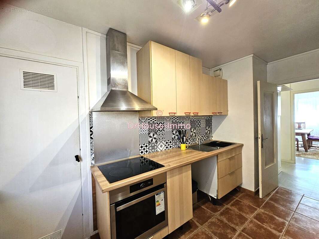 Appartement 105 m² à Saint-Andre-Les-Vergers  - photo 46