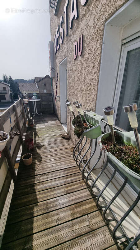 Commerce à COUCOURON