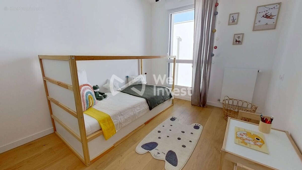 Chambre 2 - Appartement à NANTES