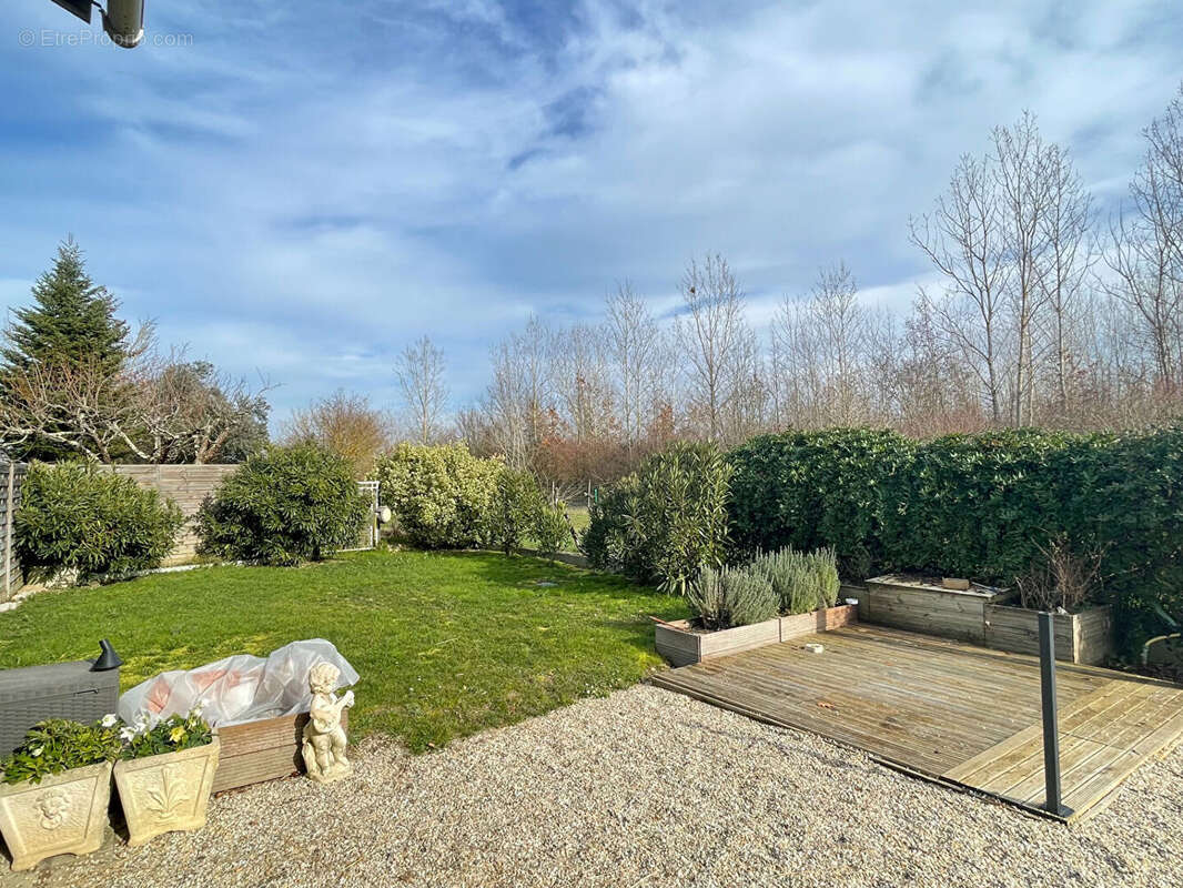 Maison à CASTELSARRASIN