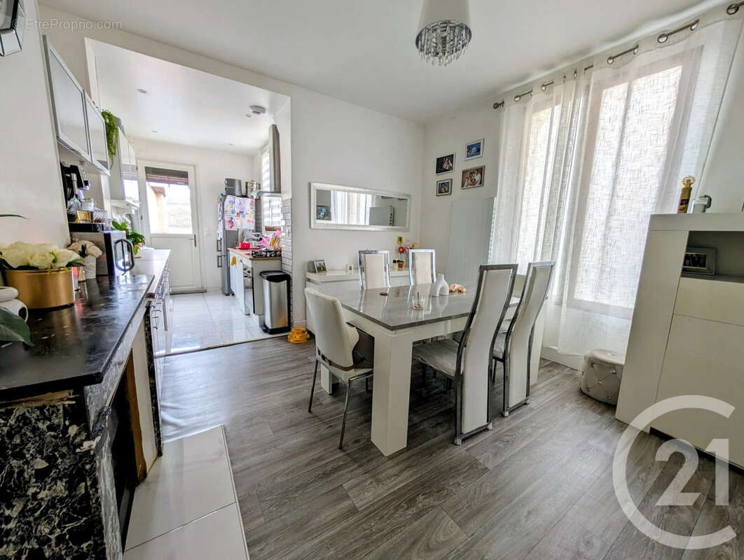 Maison à CHALONS-EN-CHAMPAGNE