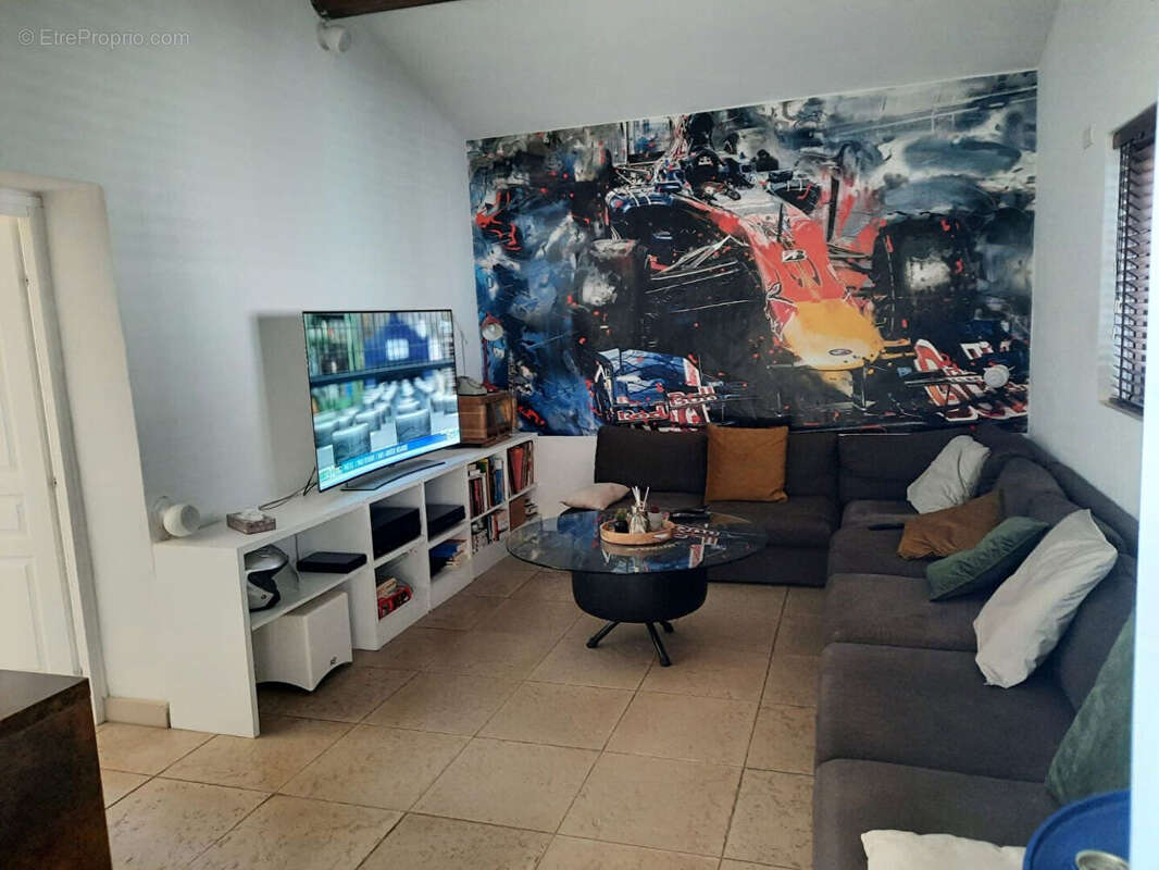 Maison à L&#039;ISLE-SUR-LA-SORGUE