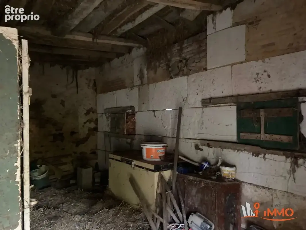 Ancienne ferme avec dépendances attenantes - photo 12