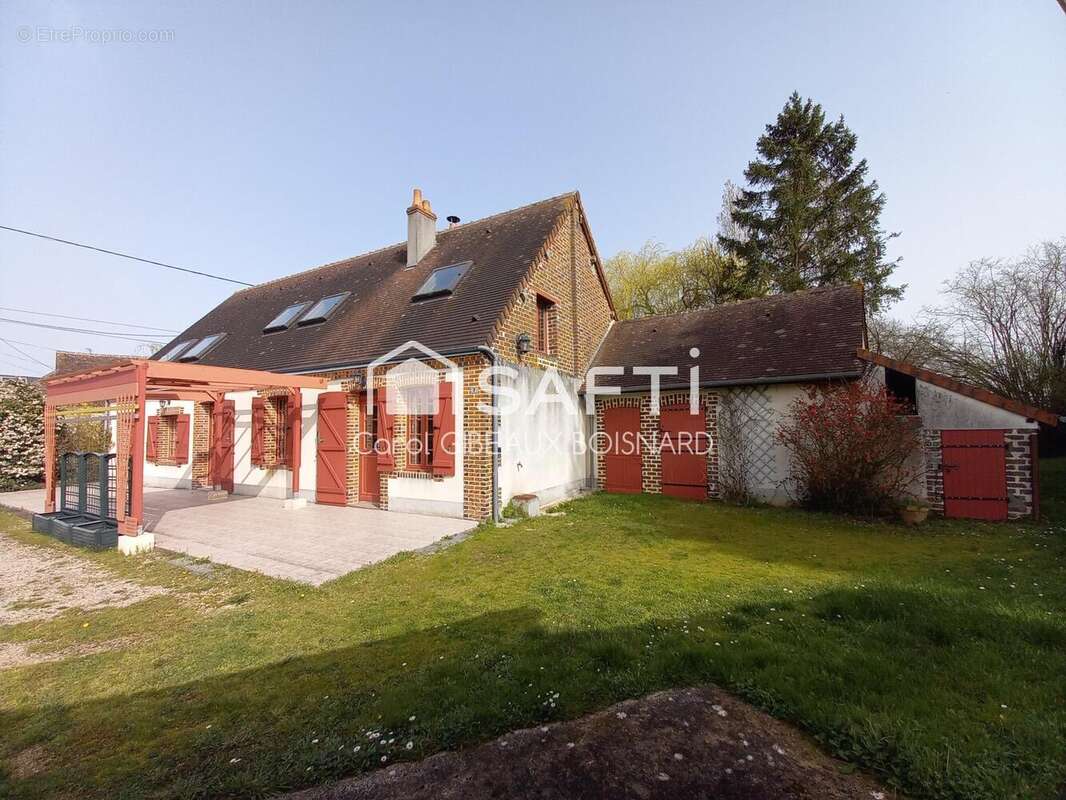 Photo 8 - Maison à LA VILLE-AUX-CLERCS