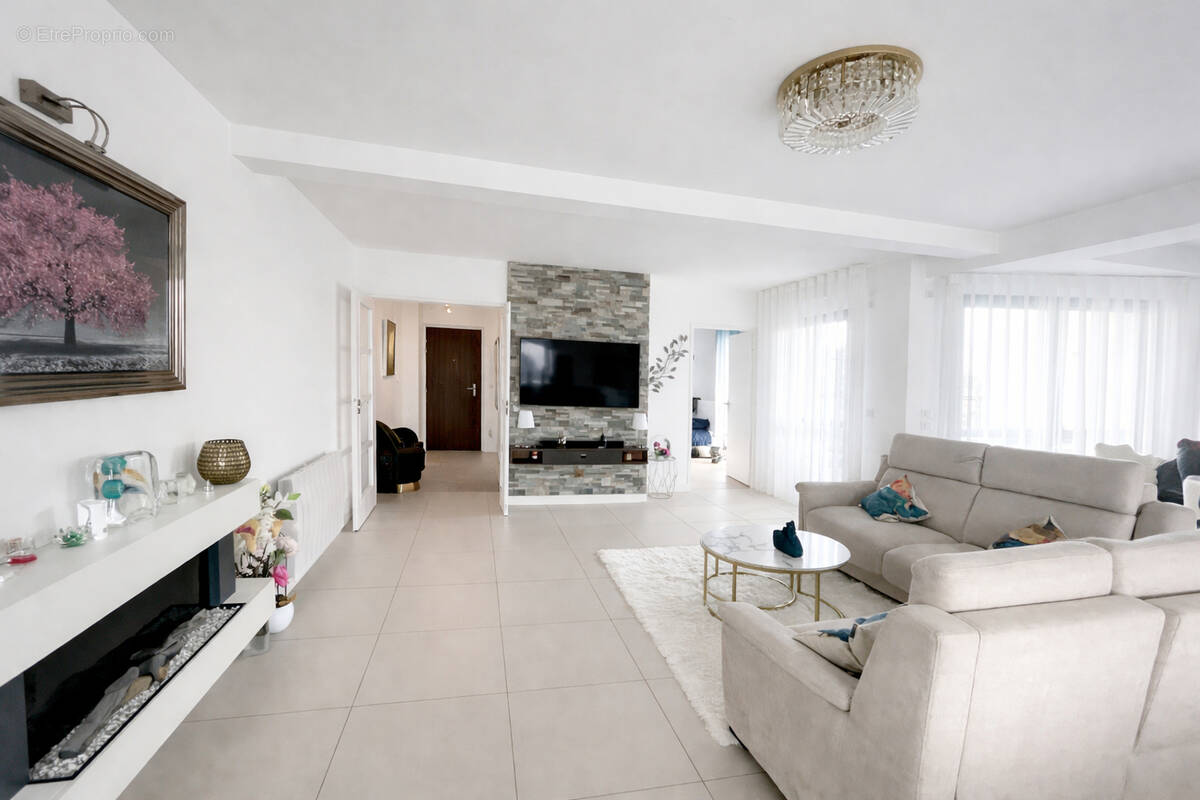 Appartement à MAISONS-LAFFITTE