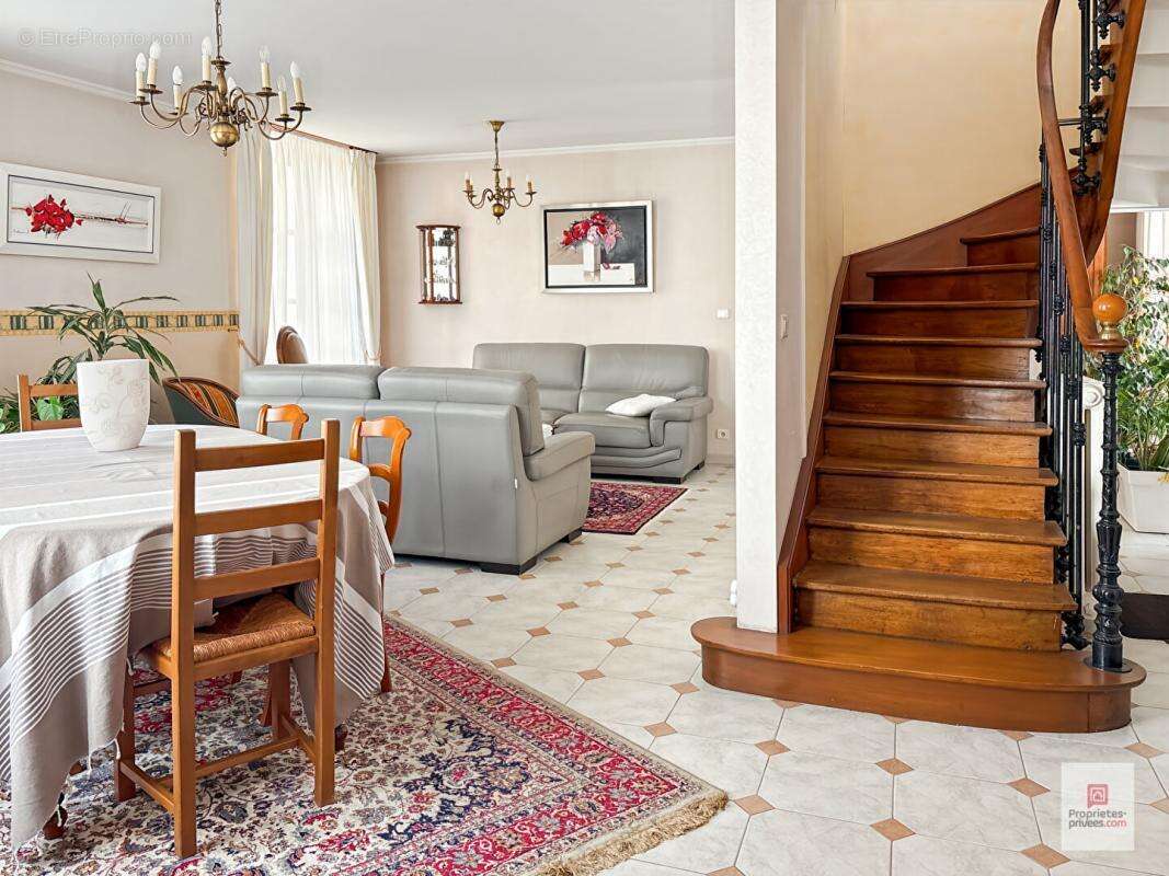 Maison à LA FLECHE