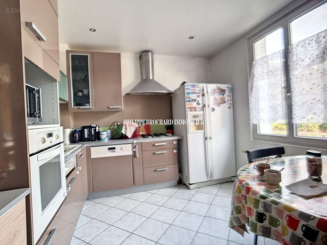 Maison à LE BLANC-MESNIL