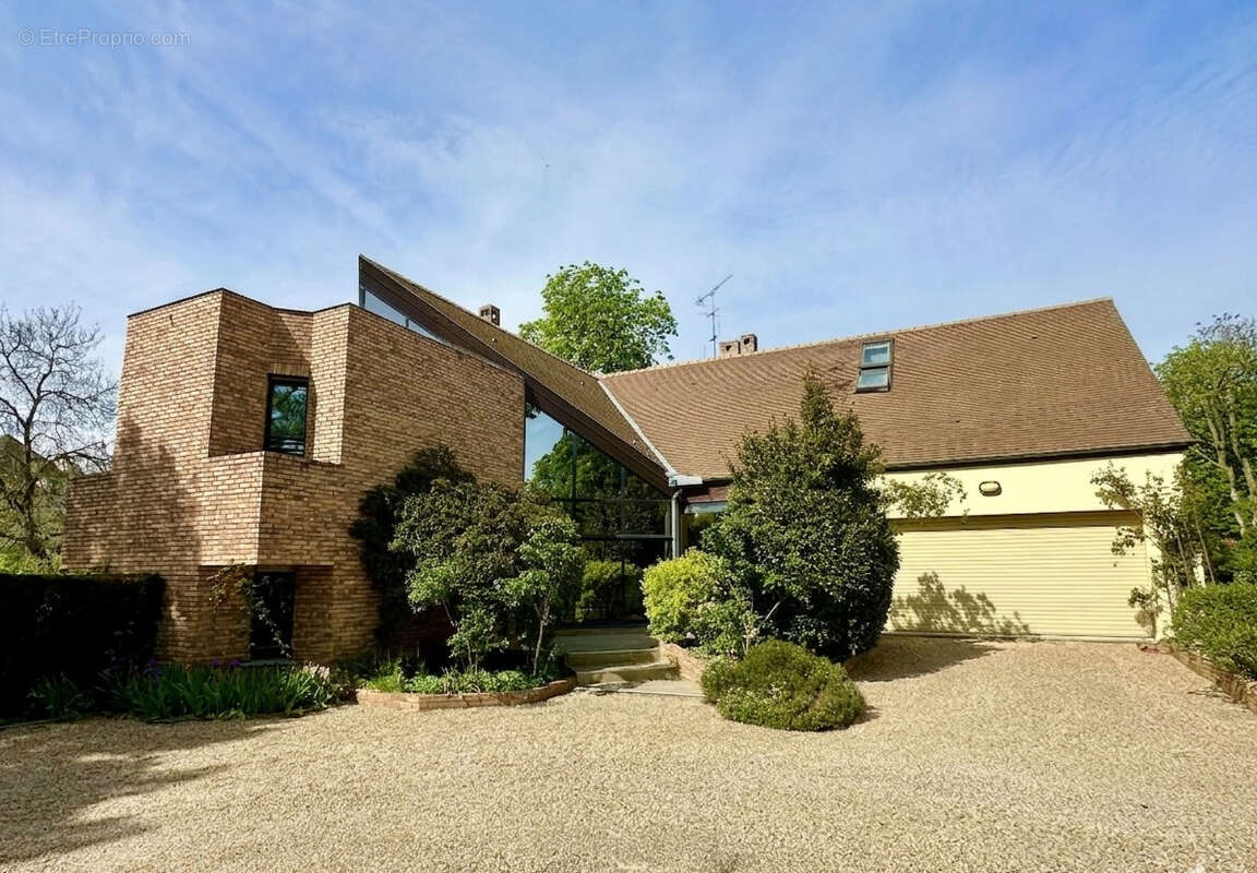 Maison à MAISONS-LAFFITTE