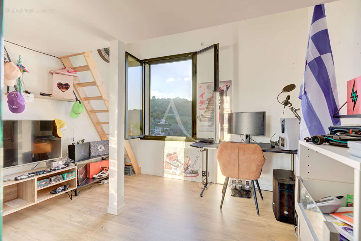 Maison à AURIBEAU-SUR-SIAGNE