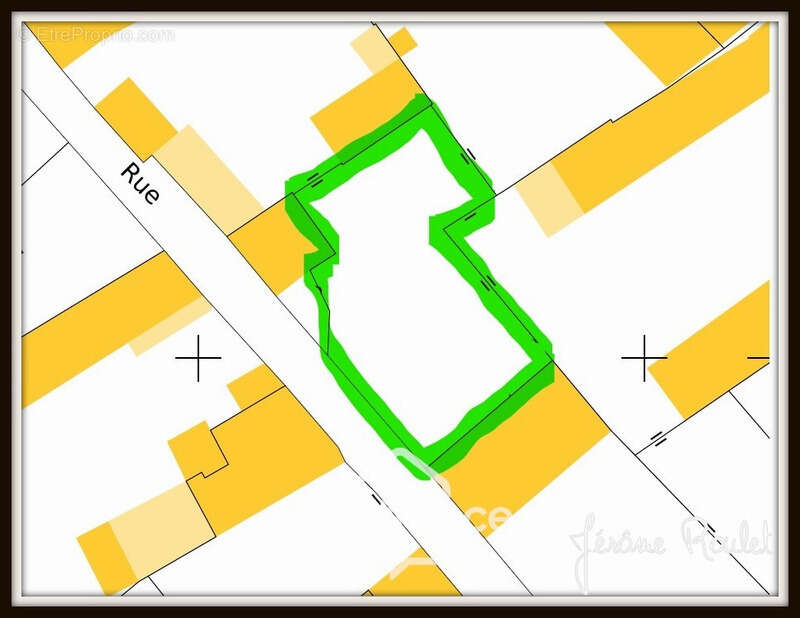 Terrain à CHAMPIGNY-LE-SEC