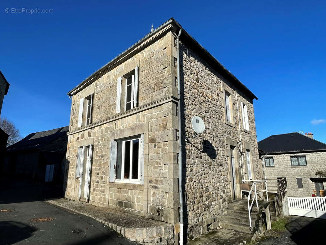 Maison à MENET
