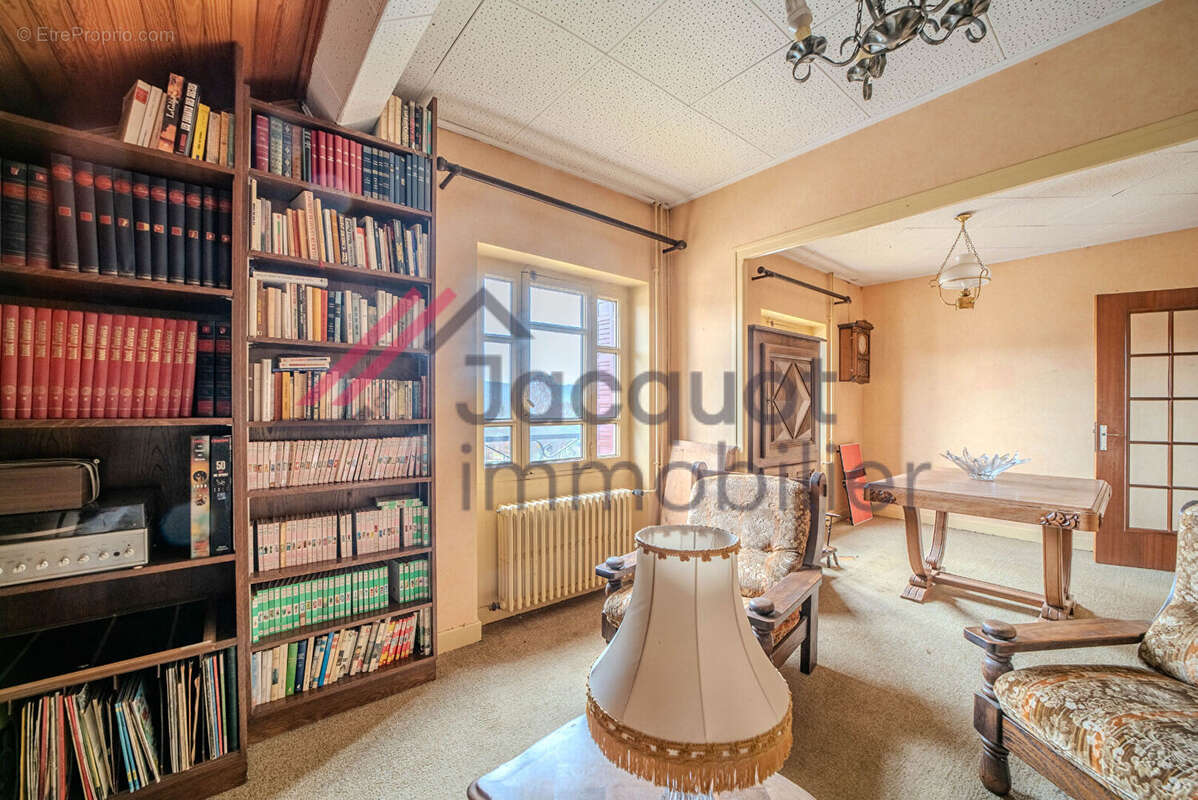 Maison à CLAIRVAUX-LES-LACS