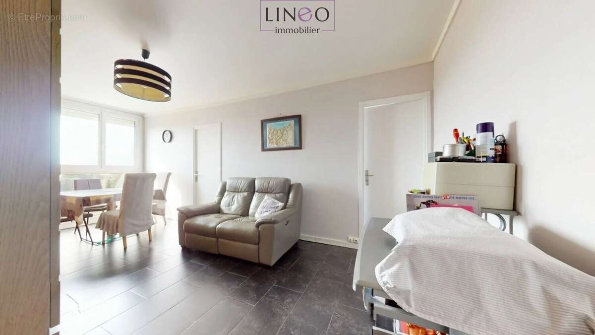 Appartement à THIAIS