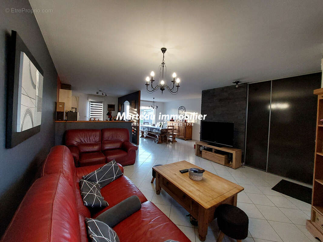 Maison à VOIVRES-LES-LE-MANS